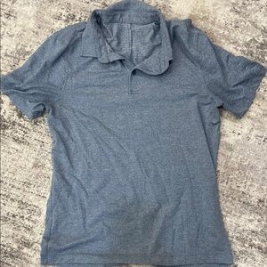 Men's lululemon polo shirt size small